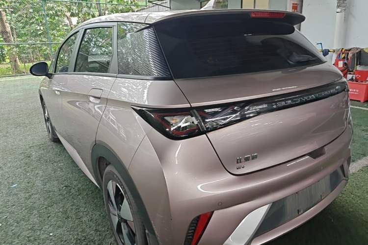 Used BYD Dolphin 2023 420 km Fashion Edition Exterior 2