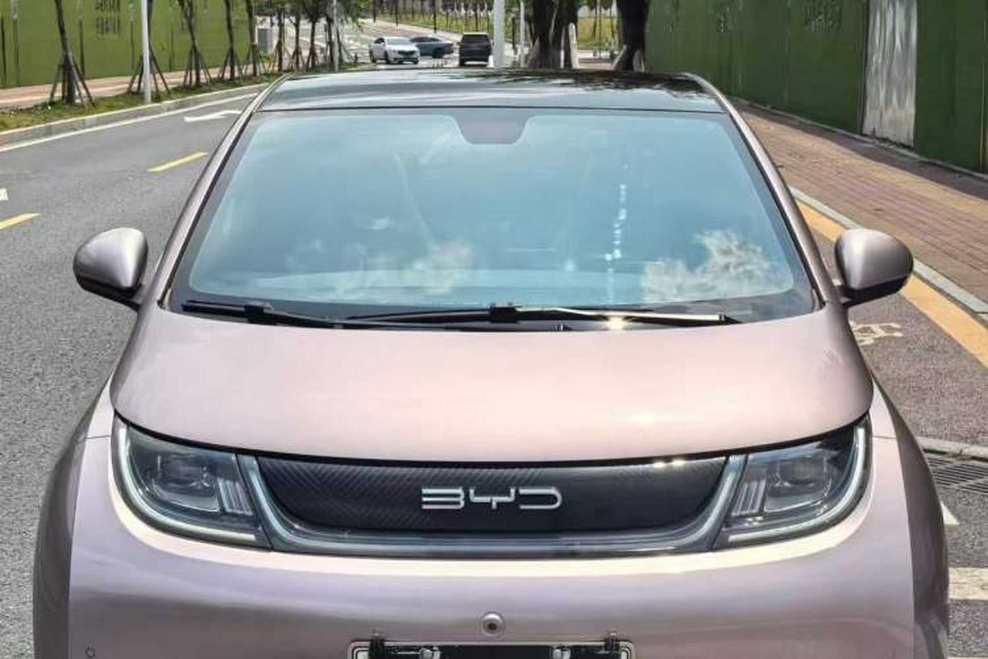 Used BYD Dolphin 2023 420 km Fashion Edition Exterior 4