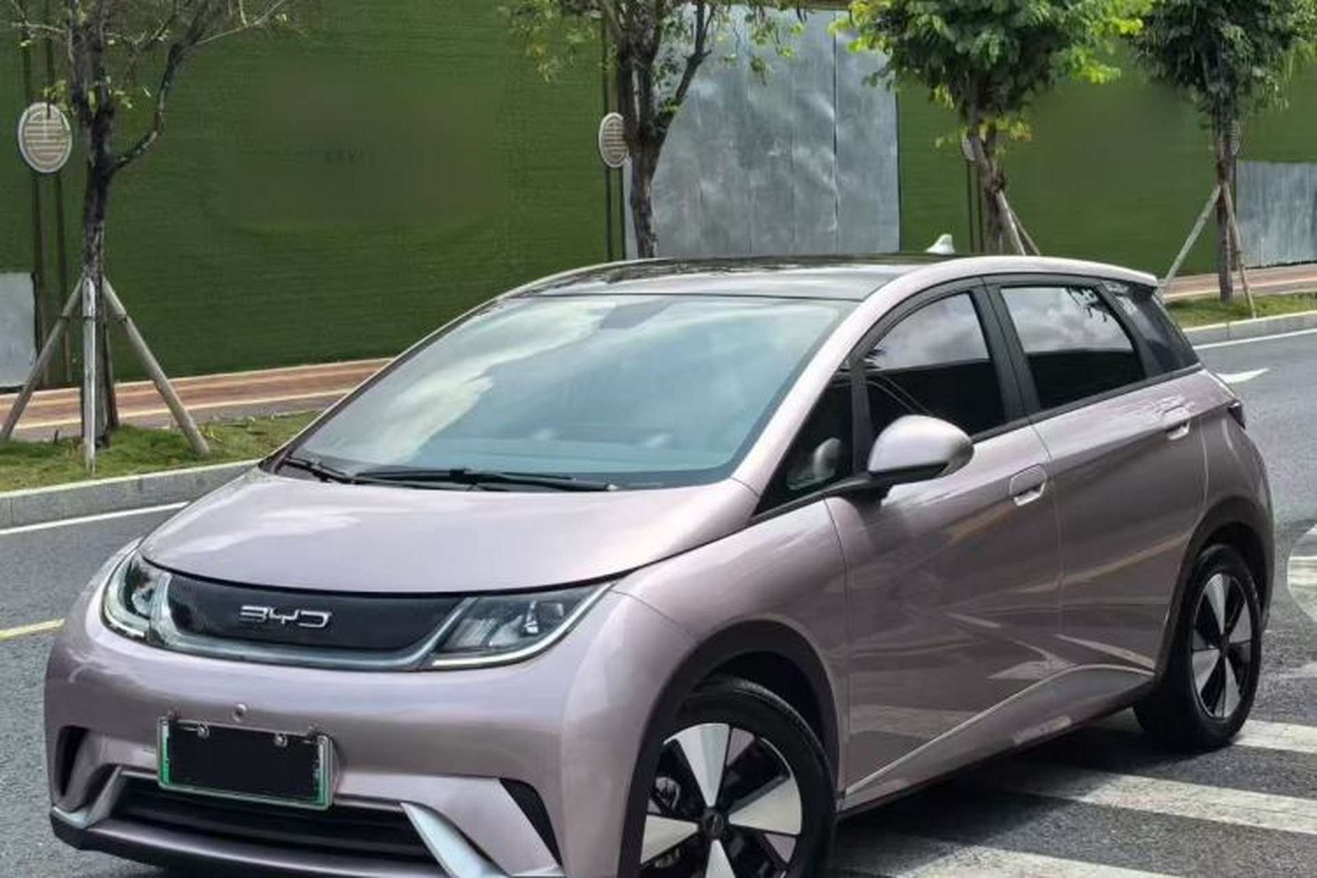 Used BYD Dolphin 2023 420 km Fashion Edition Exterior 5