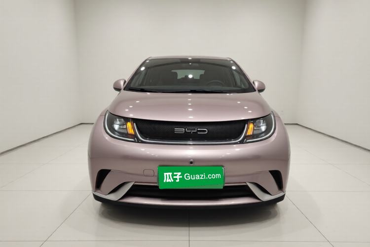 Used BYD Dolphin 2023 420 km Free Version Front