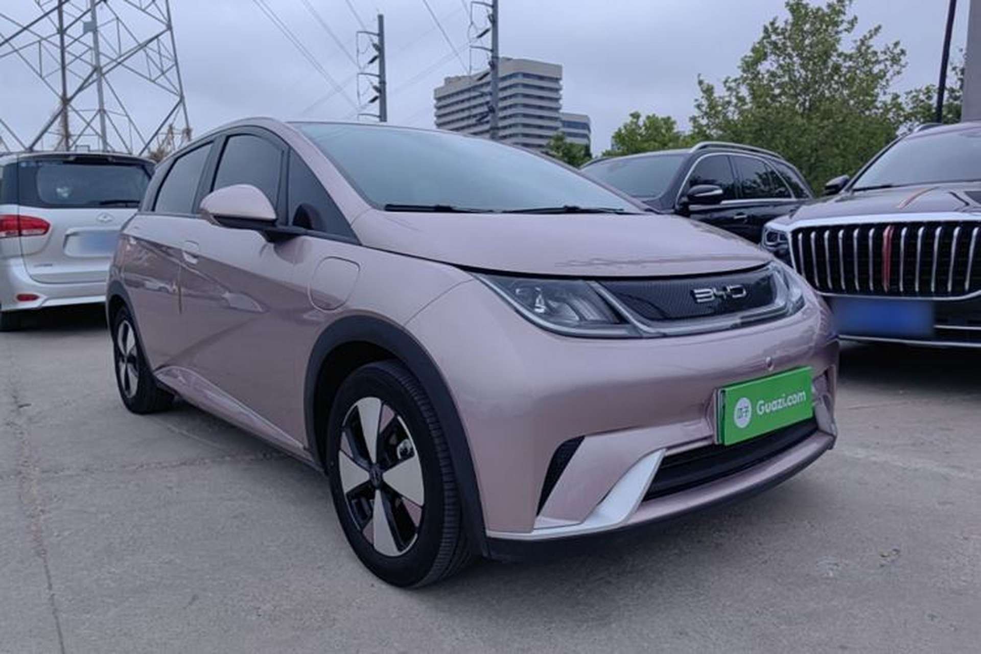 Used BYD Dolphin 2023 420 km Free Version Front Right 45 Deg
