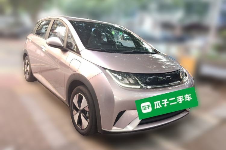 Used BYD Dolphin 2023 420 km Free Version Front Right 45 Deg