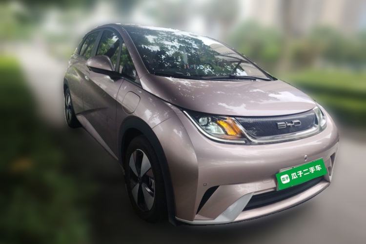 Used BYD Dolphin 2023 420 km Fashion Edition Front Right 45 Deg