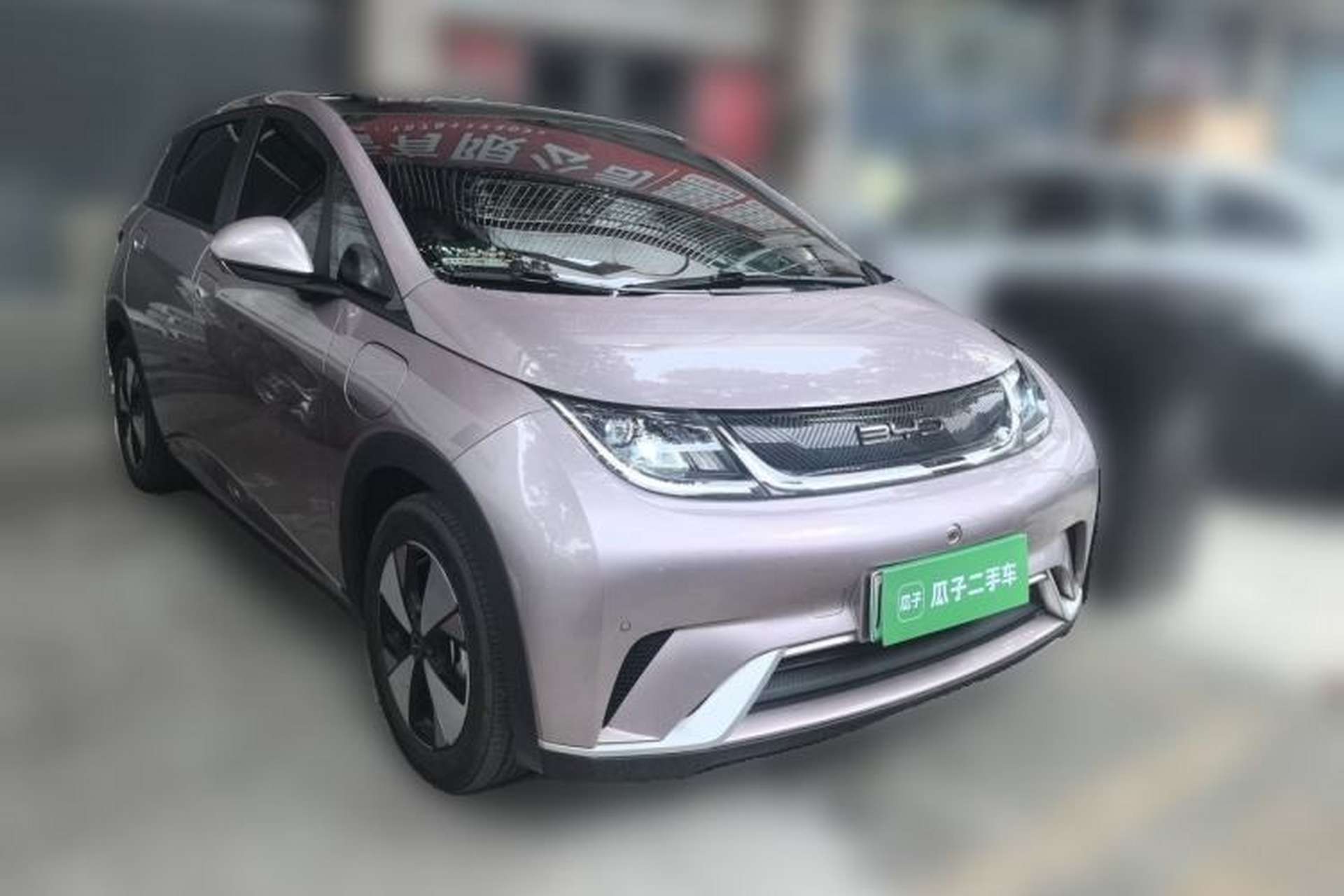 Used BYD Dolphin 2023 420 km Fashion Edition Front Right 45 Deg