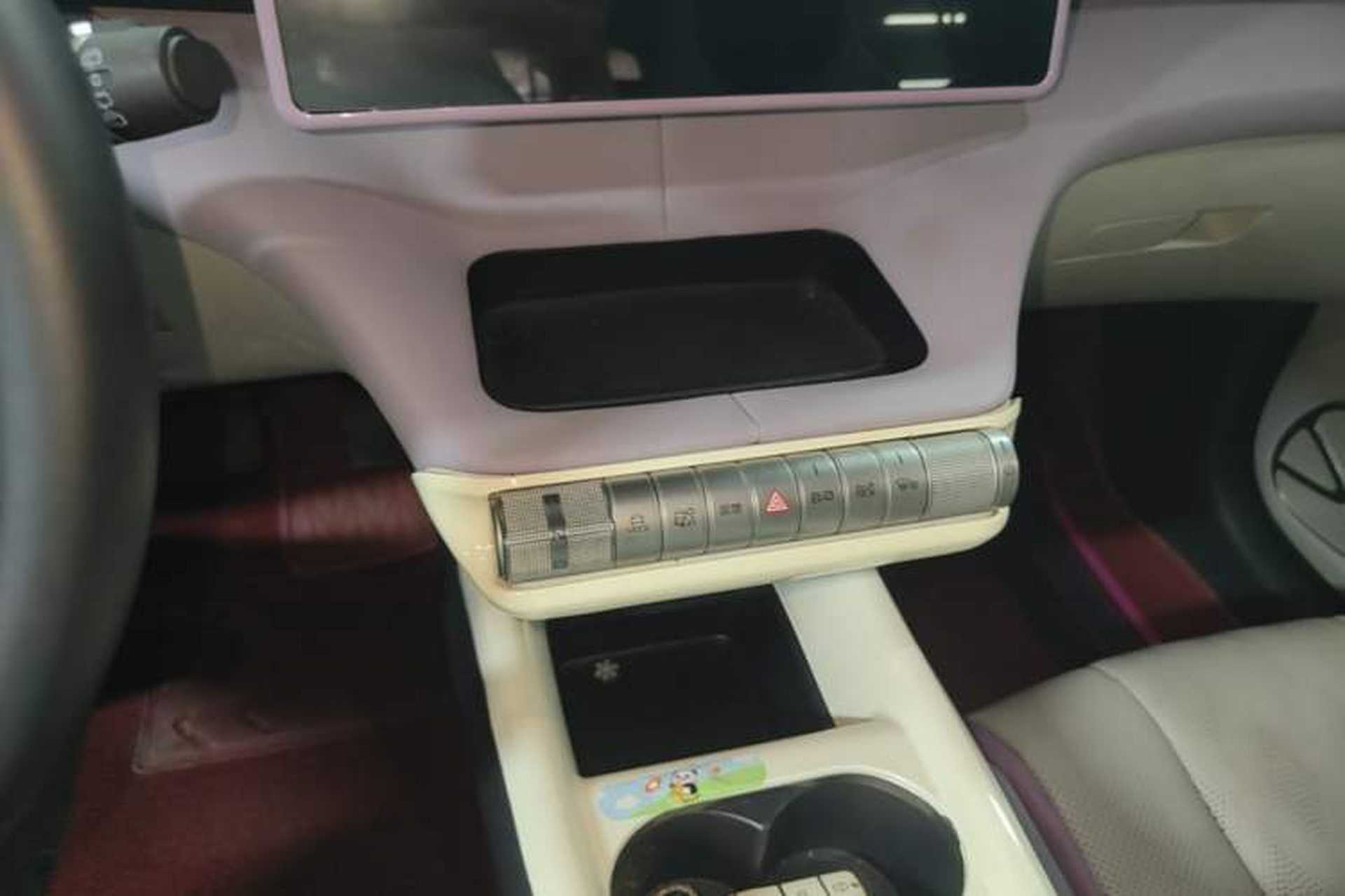 Used BYD Dolphin 2023 420 km Fashion Edition Gear Lever