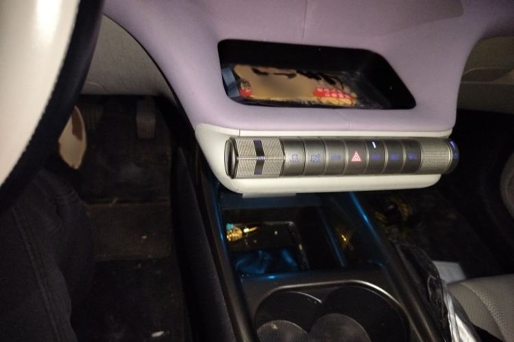 Used BYD Dolphin 2023 420 km Fashion Edition Gear Lever