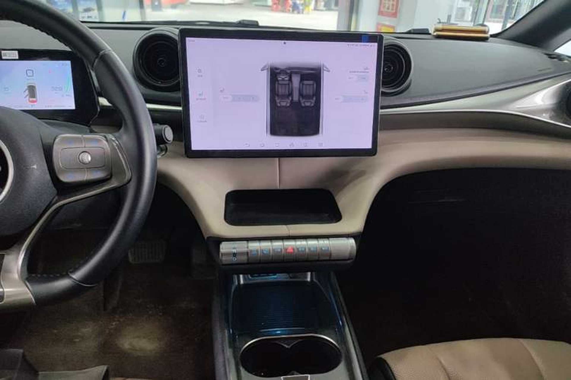 Used BYD Dolphin 2023 420 km Fashion Edition Audio And AC Panel