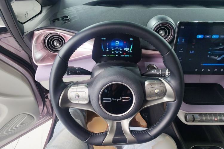 Used BYD Dolphin 2023 420 km Fashion Edition Steering Wheel