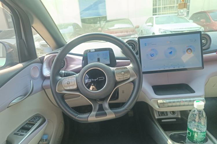 Used BYD Dolphin 2023 420 km Fashion Edition Steering Wheel