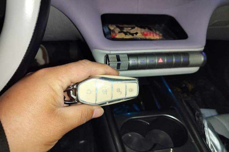 Used BYD Dolphin 2023 420 km Fashion Edition Interior 1