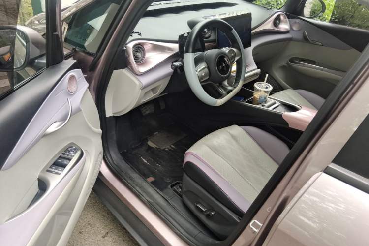Used BYD Dolphin 2023 420 km Fashion Edition Interior 3