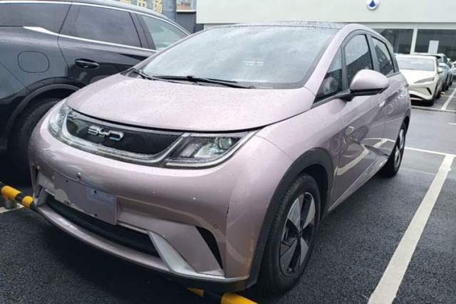 Used BYD Dolphin 2023 420 km Fashion Edition