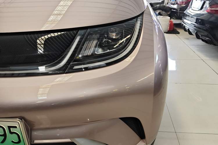 Used BYD Dolphin 2023 420 km Free Version Left Front Headlight