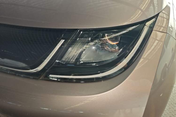 Used BYD Dolphin 2023 420 km Fashion Edition Left Front Headlight