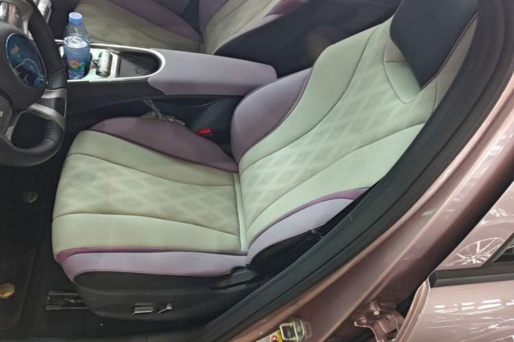 Used BYD Dolphin 2023 420 km Fashion Edition Left Front Seat