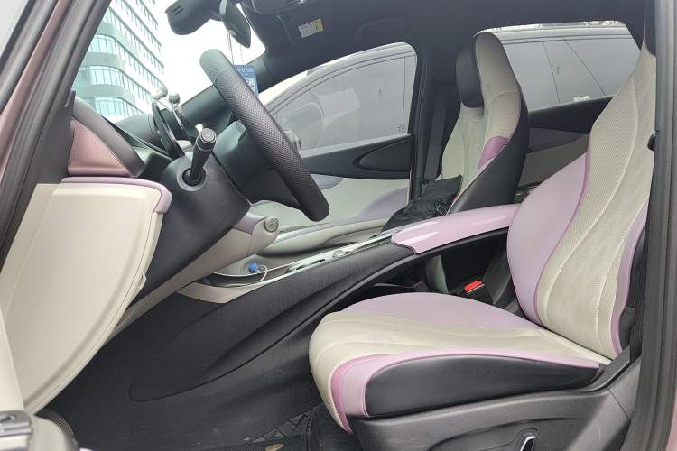 Used BYD Dolphin 2023 420 km Fashion Edition Left Front Seat