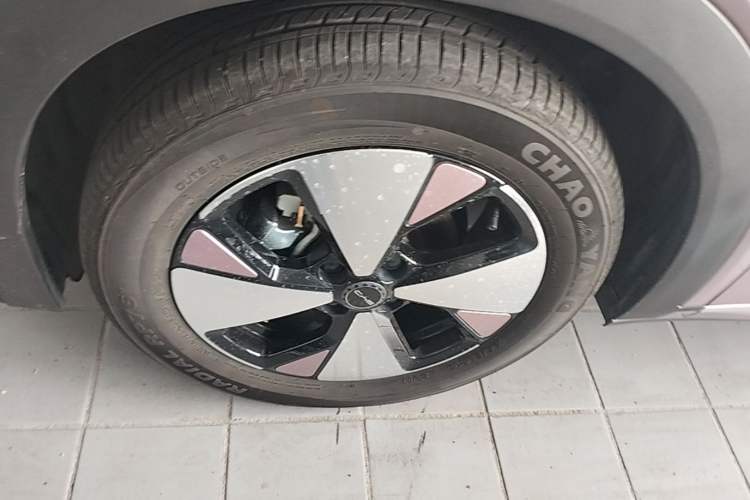 Used BYD Dolphin 2023 420 km Fashion Edition Left Front Wheel Hub