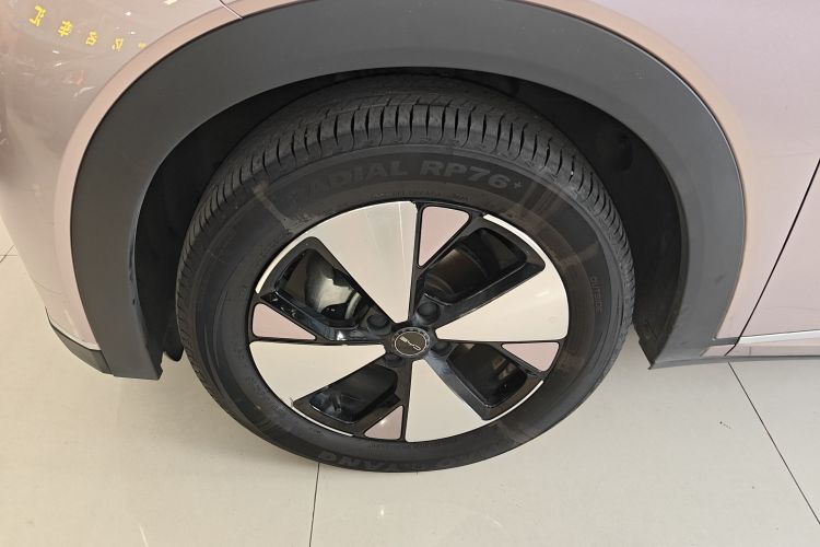 Used BYD Dolphin 2023 420 km Free Version Left Front Wheel Hub