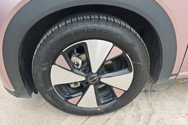 Used BYD Dolphin 2023 420 km Free Version Left Front Wheel Hub