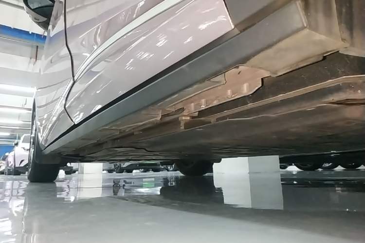Used BYD Dolphin 2023 420 km Fashion Edition Left Side Sill
