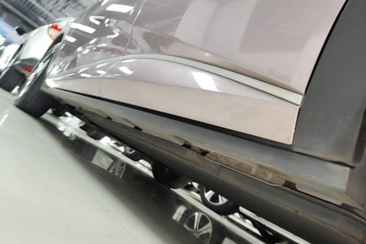 Used BYD Dolphin 2023 420 km Free Version Left Side Sill