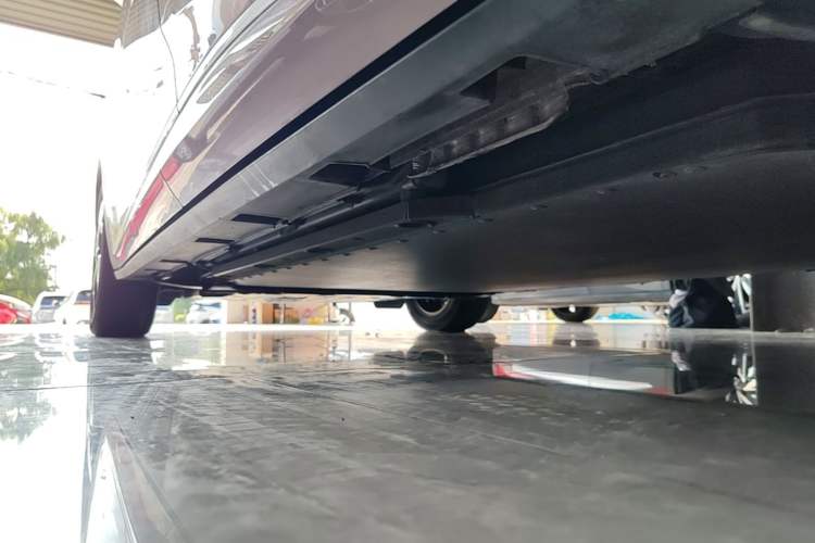 Used BYD Dolphin 2023 420 km Fashion Edition Left Side Sill