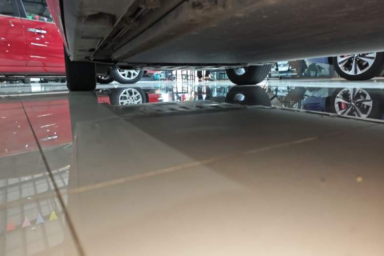 Used BYD Dolphin 2023 420 km Fashion Edition Left Side Sill
