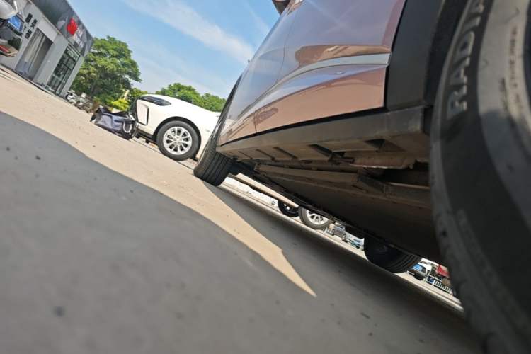 Used BYD Dolphin 2023 420 km Fashion Edition Left Side Sill