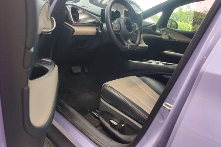 Used BYD Dolphin 2023 420 km Free Version Driver Seat