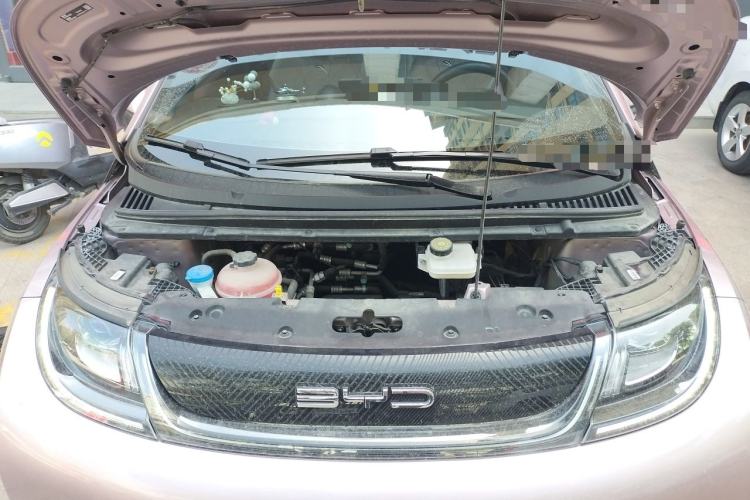 Used BYD Dolphin 2023 420 km Fashion Edition Engine Bay