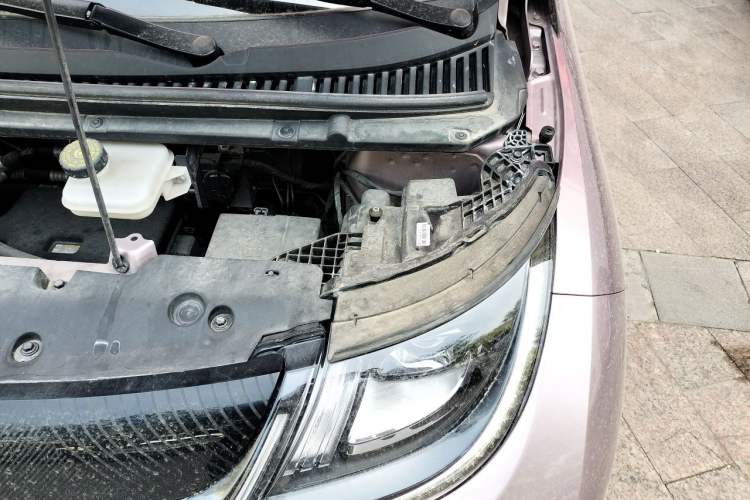 Used BYD Dolphin 2023 420 km Fashion Edition Engine Bay Left