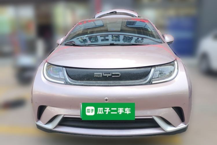 Used BYD Dolphin 2023 420 km Fashion Edition Front