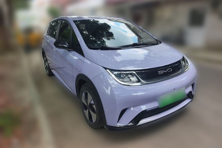 Used BYD Dolphin 2023 420 km Free Version Front Right 45 Deg