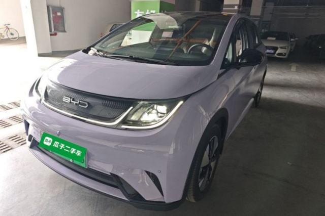 Used BYD Dolphin 2023 420 km Fashion Edition