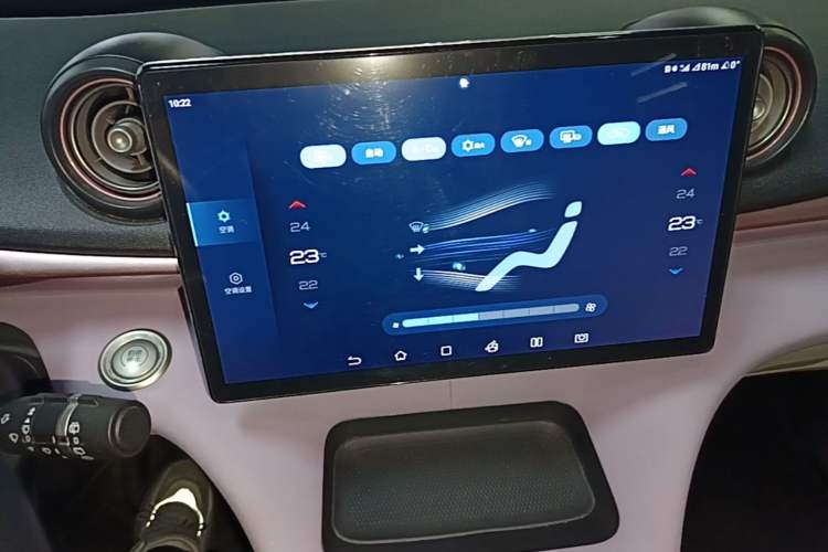 Used BYD Dolphin 2023 420 km Free Version Audio And AC Panel