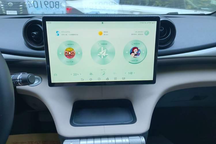 Used BYD Dolphin 2023 420 km Fashion Edition Audio And AC Panel