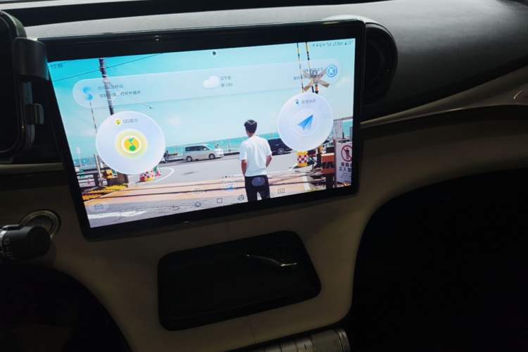 Used BYD Dolphin 2023 420 km Fashion Edition Audio And AC Panel