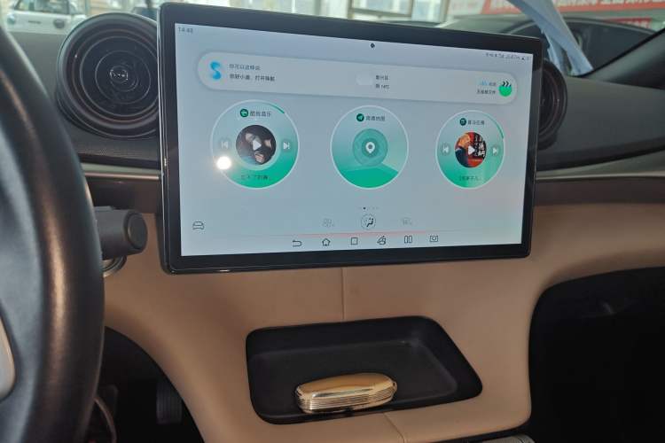 Used BYD Dolphin 2023 420 km Free Version Audio And AC Panel