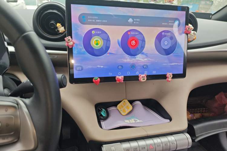 Used BYD Dolphin 2023 420 km Fashion Edition Audio And AC Panel