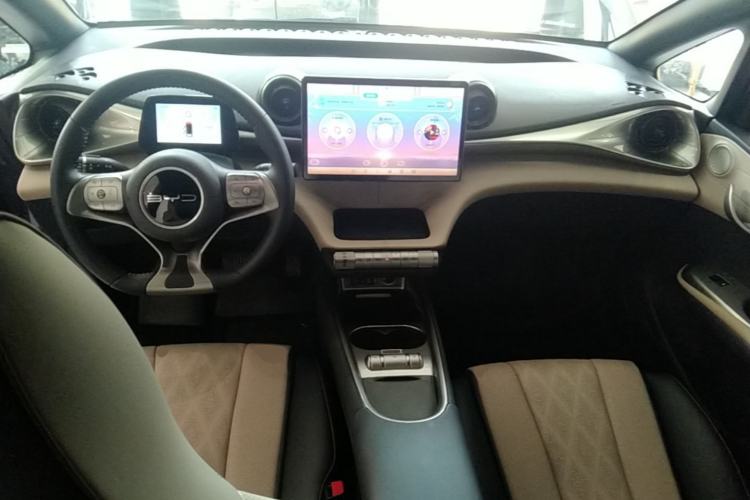 Used BYD Dolphin 2023 420 km Free Version Center Console