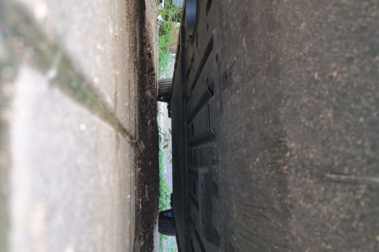 Used BYD Dolphin 2023 420 km Fashion Edition Chassis Front