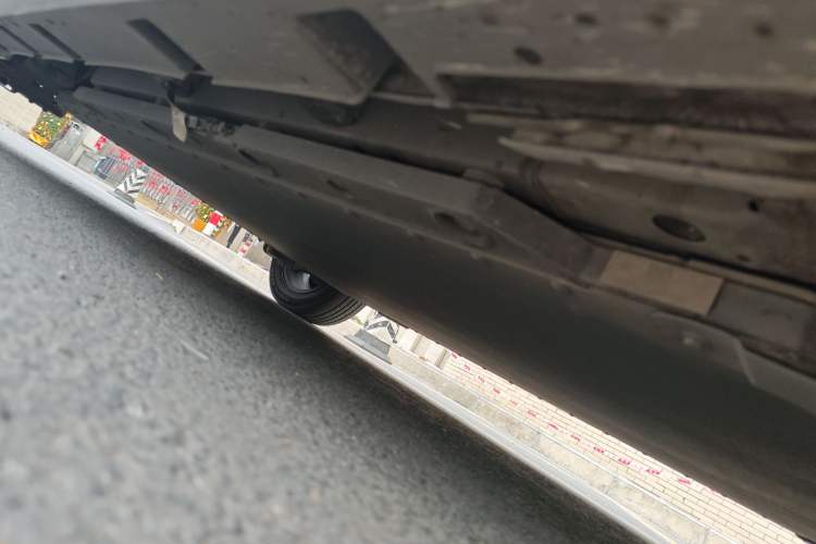 Used BYD Dolphin 2023 420 km Fashion Edition Chassis Front Right