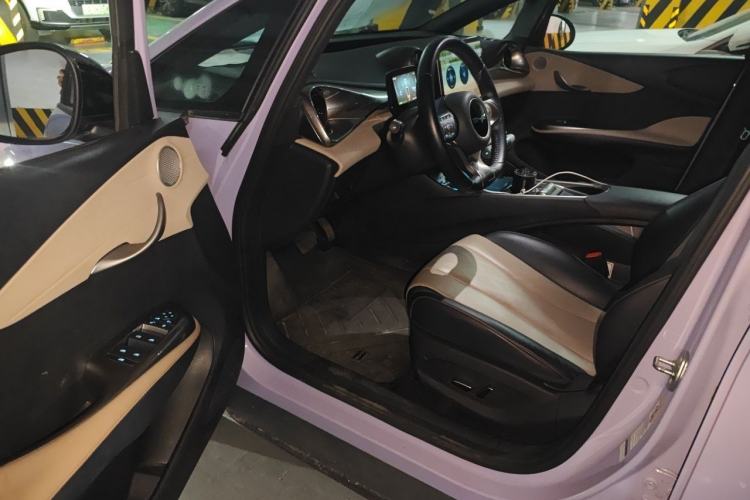 Used BYD Dolphin 2023 420 km Free Version Driver Seat