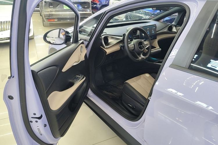 Used BYD Dolphin 2023 420 km Free Version Driver Seat