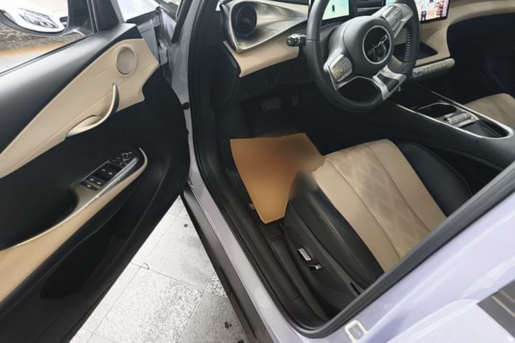 Used BYD Dolphin 2023 420 km Fashion Edition Driver Seat