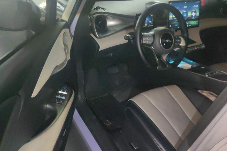Used BYD Dolphin 2023 420 km Fashion Edition Driver Seat