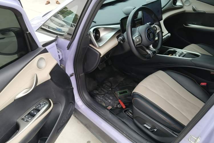 Used BYD Dolphin 2023 420 km Fashion Edition Driver Seat