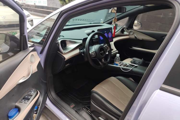 Used BYD Dolphin 2023 420 km Fashion Edition Driver Seat