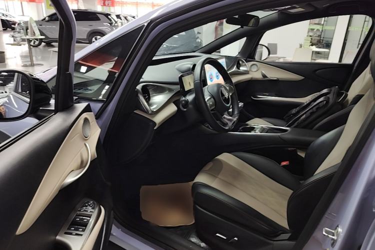 Used BYD Dolphin 2023 420 km Fashion Edition Driver Seat
