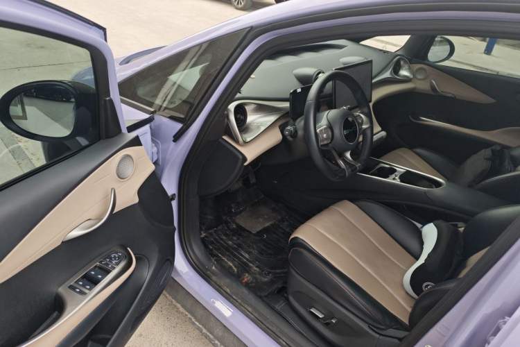 Used BYD Dolphin 2023 420 km Fashion Edition Driver Seat